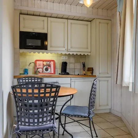 Avec Terrasse Sur Lac, Confort, Dans Avec Et Ponton Privee *