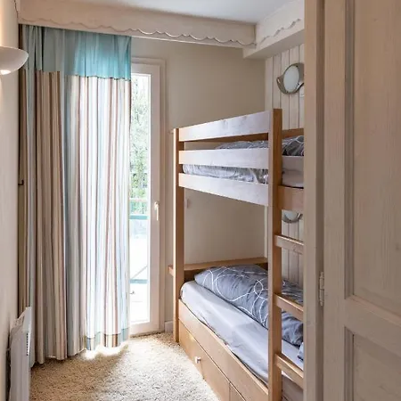 Avec Terrasse Sur Lac, Confort, Dans Résidence Avec Et Ponton Privee Apartamento *