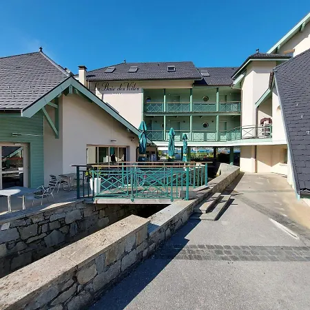 Avec Terrasse Sur Lac, Confort, Dans Avec Et Ponton Privee *